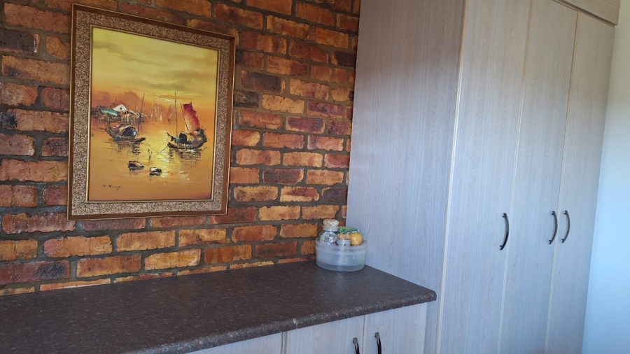 3 Bedroom Property for Sale in Stilbaai Wes Western Cape